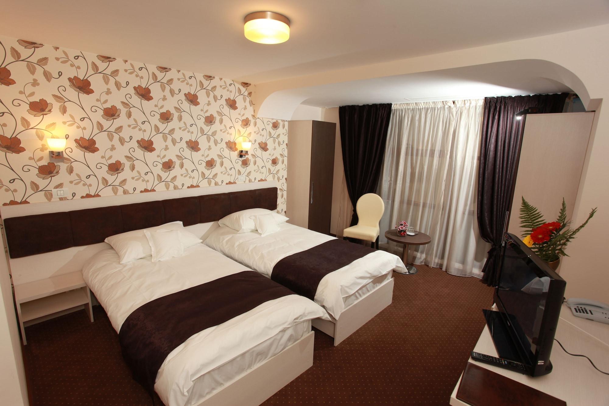 West Plaza Hotel Bucureşti Eksteriør bilde