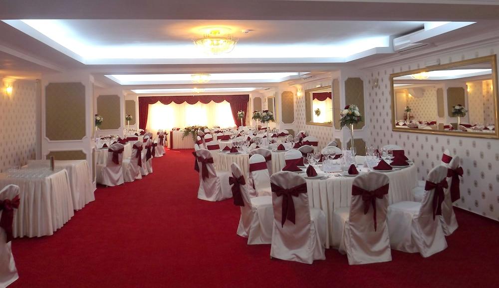 West Plaza Hotel Bucureşti Eksteriør bilde