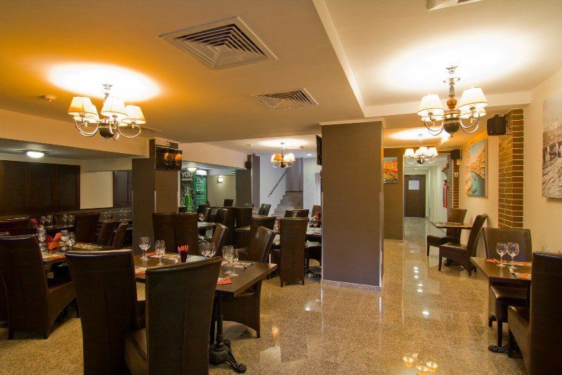 West Plaza Hotel Bucureşti Eksteriør bilde